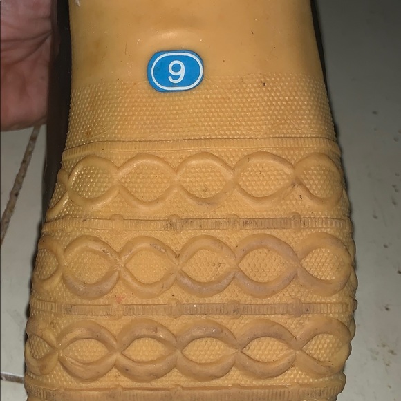 Eddie Bauer Duck Shoes Size 6 - Picture 6 of 8